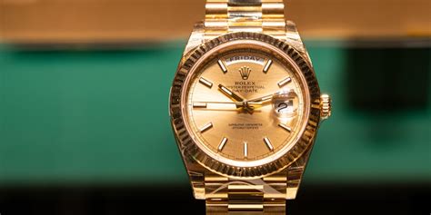 how to tell if Rolex is authentic